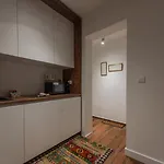 071 Free Garage Parking Lejlighed