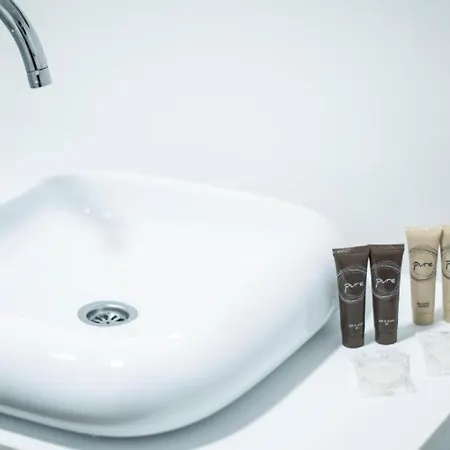 071 Free Garage Parking شقة