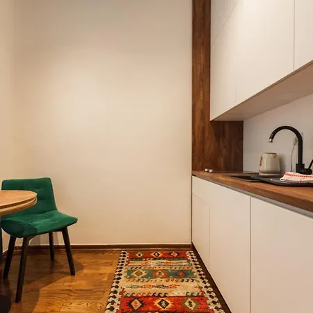 شقة 071 Free Garage Parking *