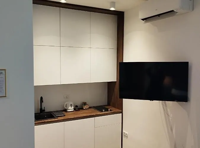 071 Free Garage Parking Apartman *